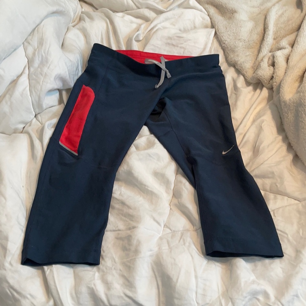 NWOT dri fit Nike leggings